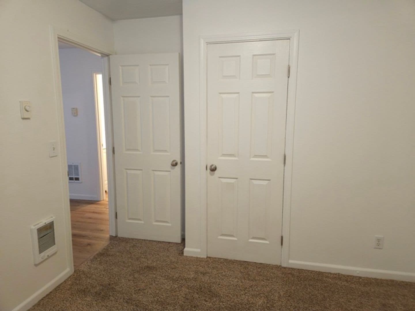 Salem Apartment: 585 Richmond Ave SE