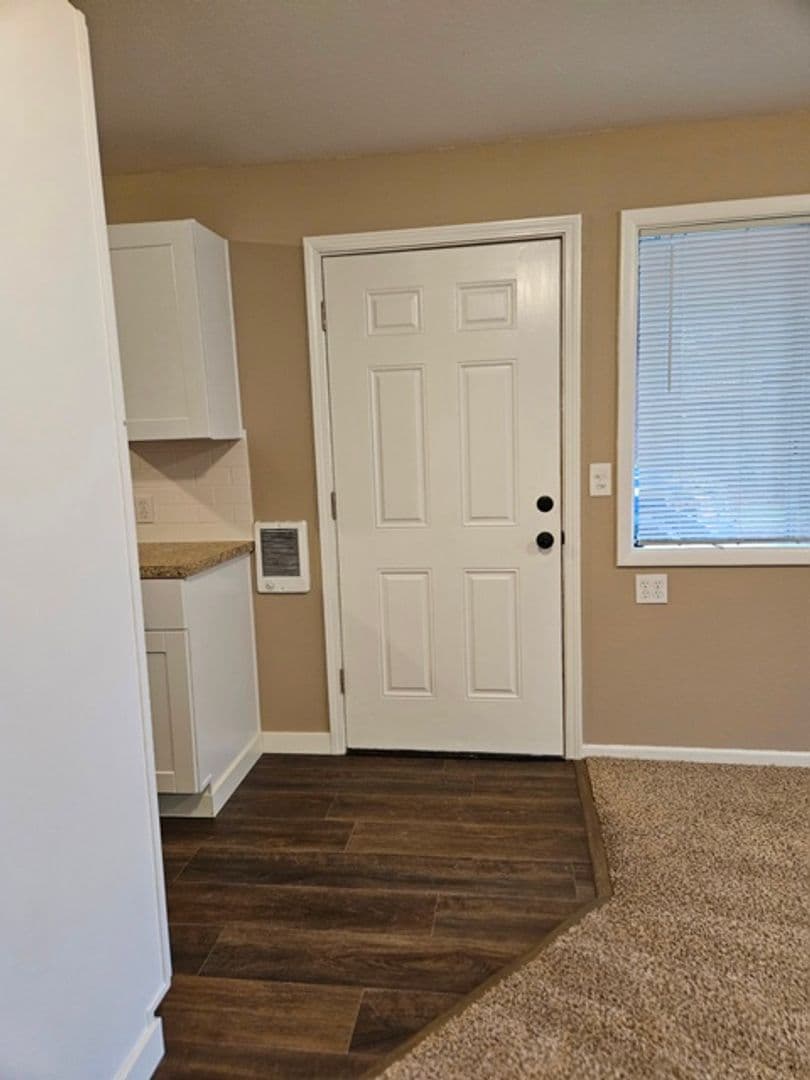 Keizer Apartment: 1731 Wildwood Pl NE