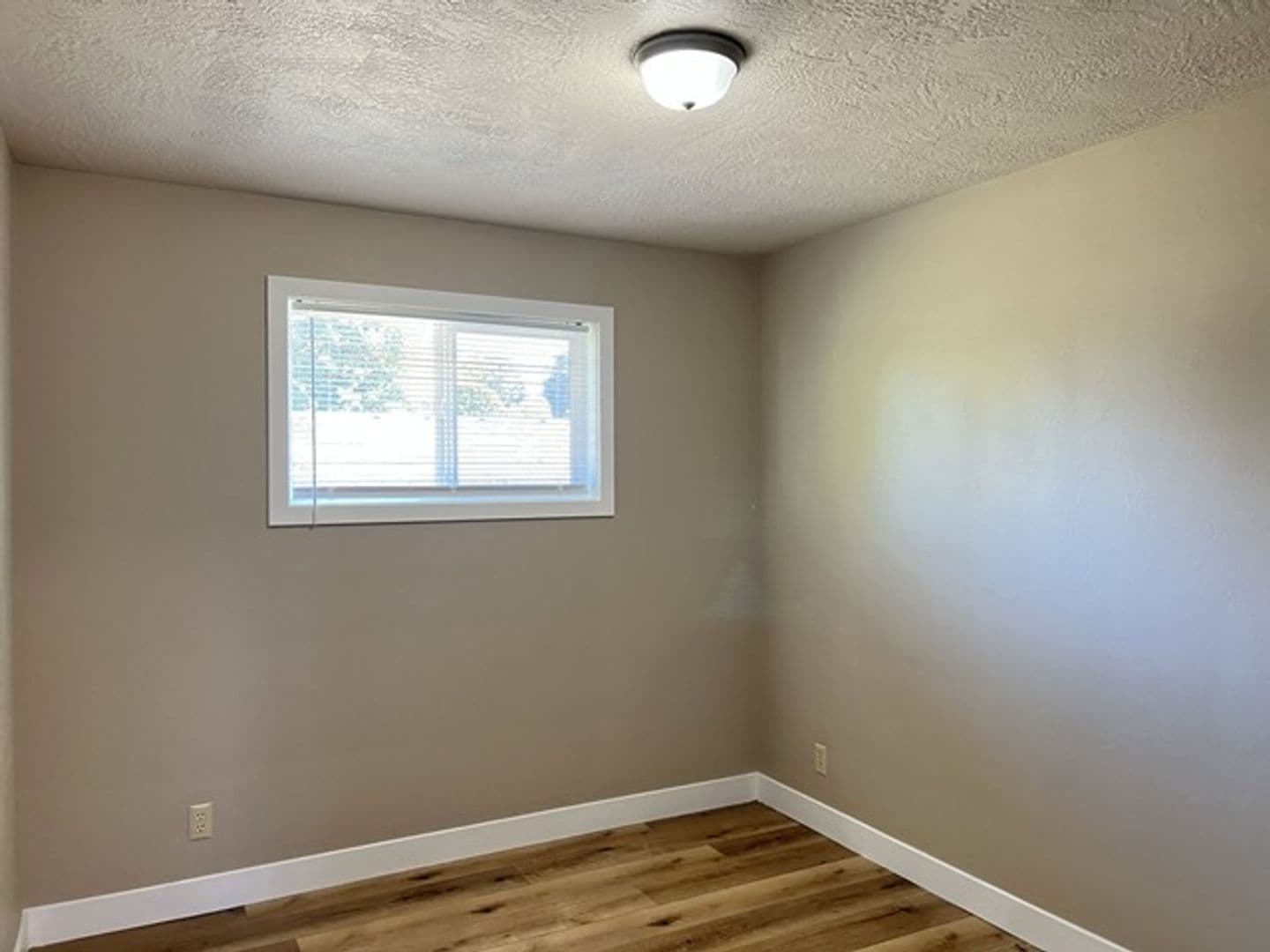 Keizer House: 4710 12th Ave NE