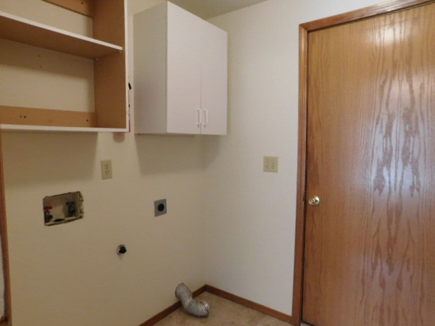 Stayton Apartment: 1520 & 1522 Jay Ct