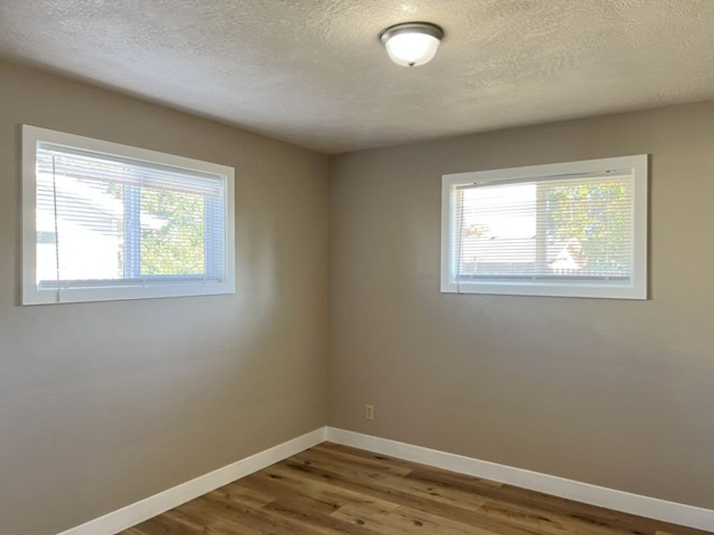Keizer House: 4710 12th Ave NE