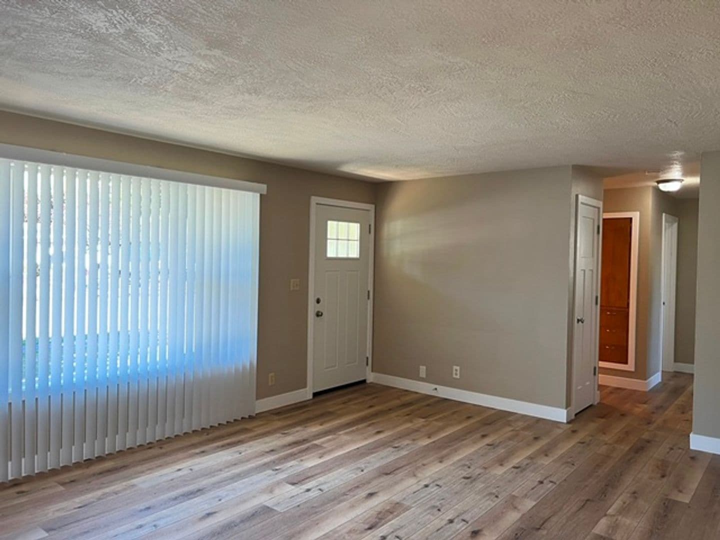 Keizer House: 4710 12th Ave NE