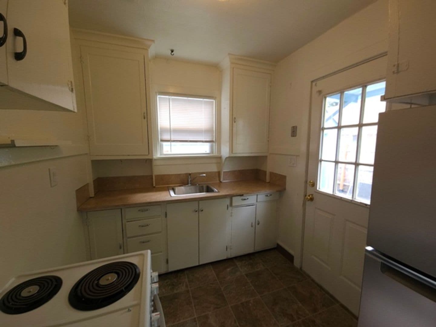 Salem House: 1730 Capitol St. SE
