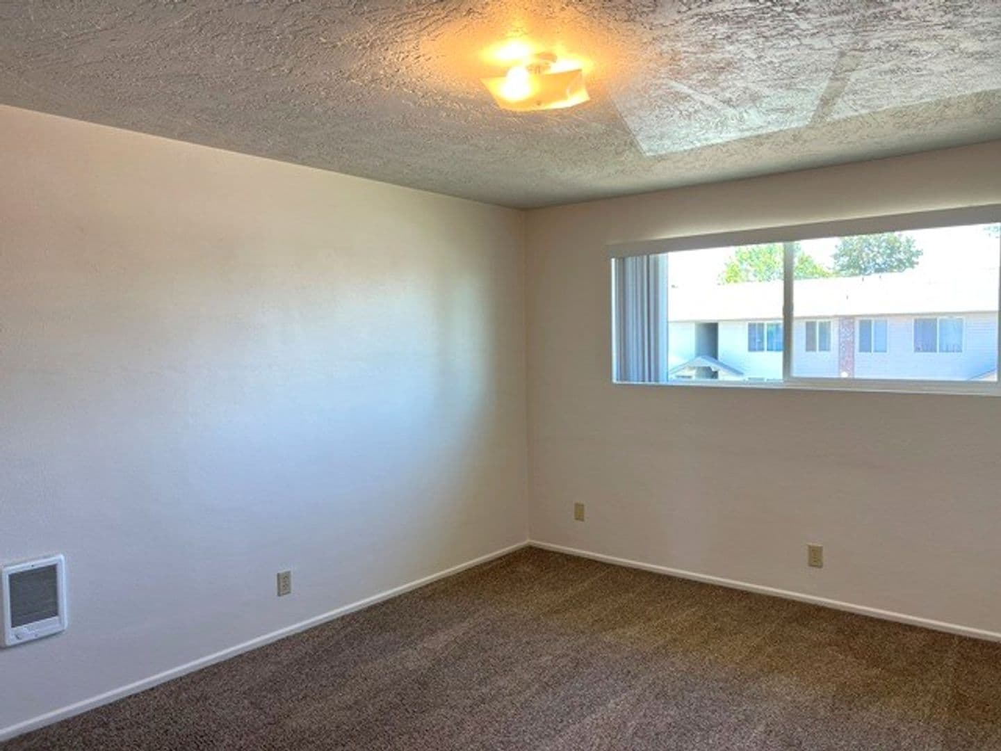 Stayton Apartment: 1125 Wyatt Ave