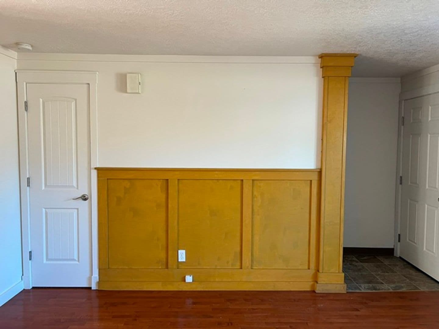 Stayton House: 1288 E Santiam St