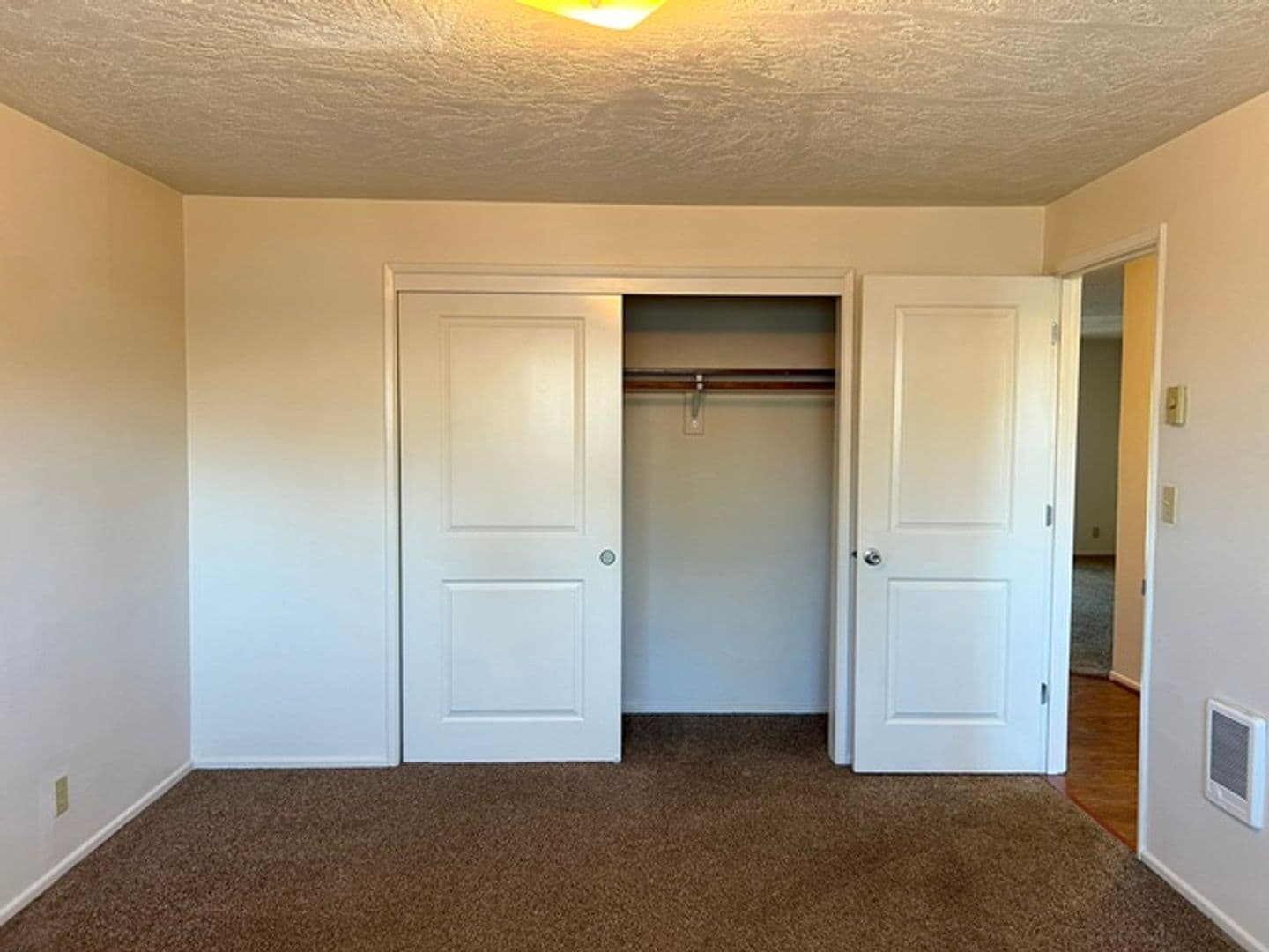 Stayton Apartment: 1125 Wyatt Ave
