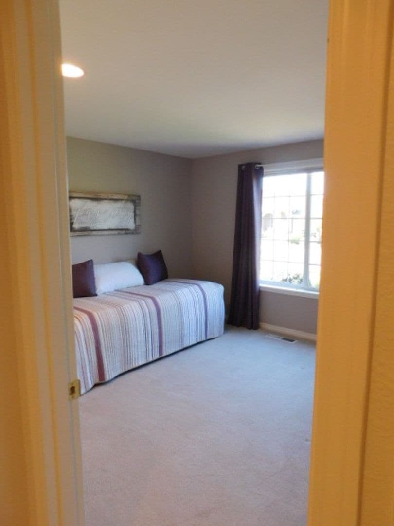 Keizer House: 6094 Kite Ct N