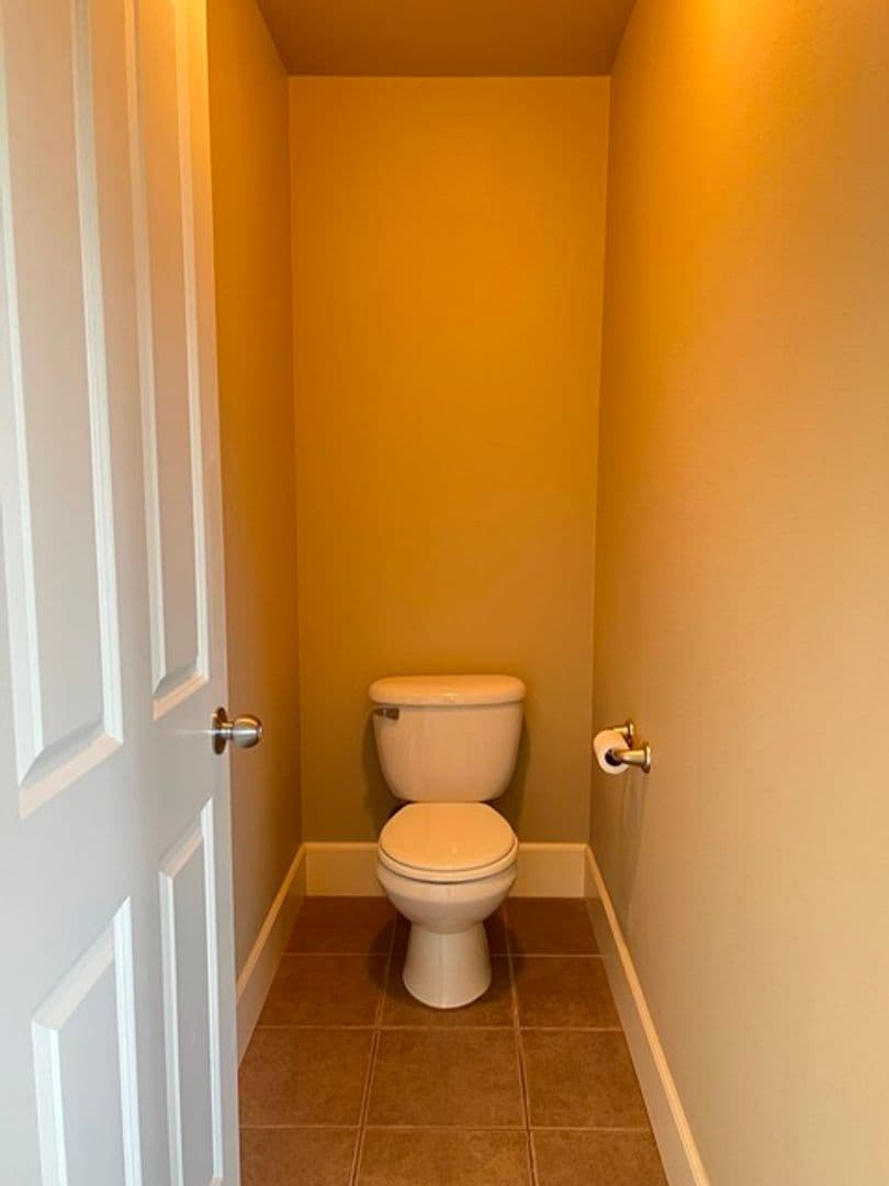 Salem House: 2710 Eagles Eye Ave NW