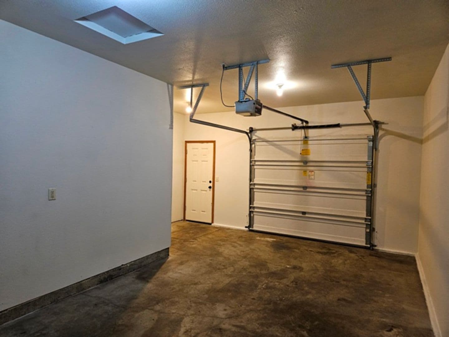 Salem House: 515 19th St SE