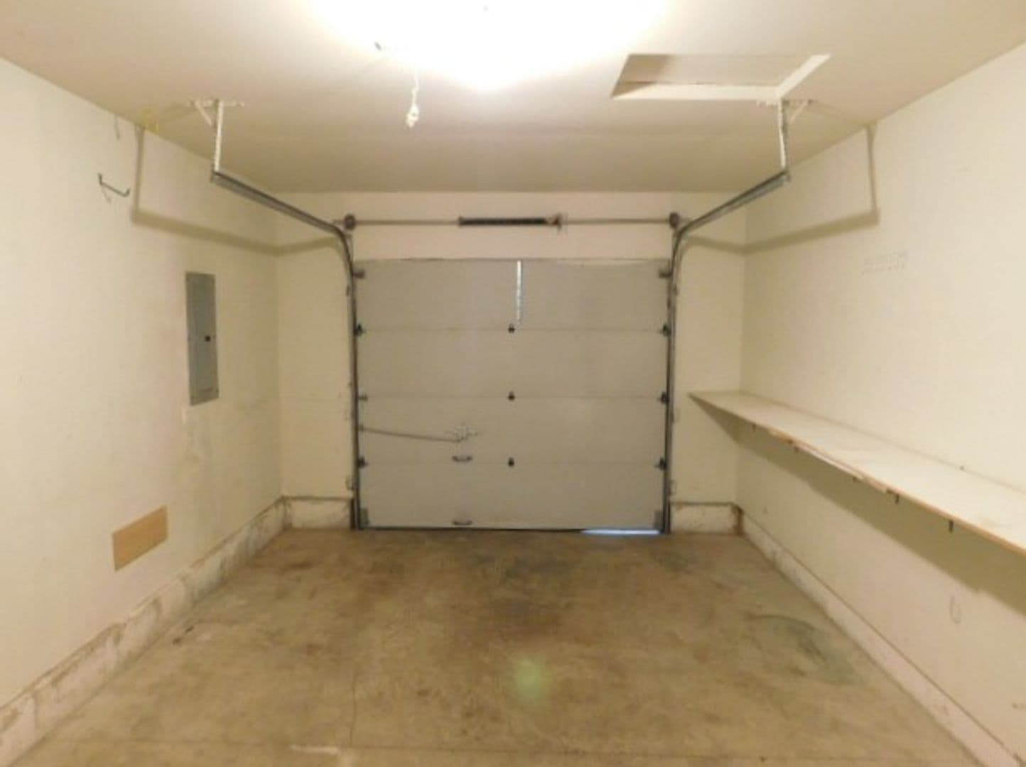 Keizer Apartment: 181 & 183 Delta Ct N