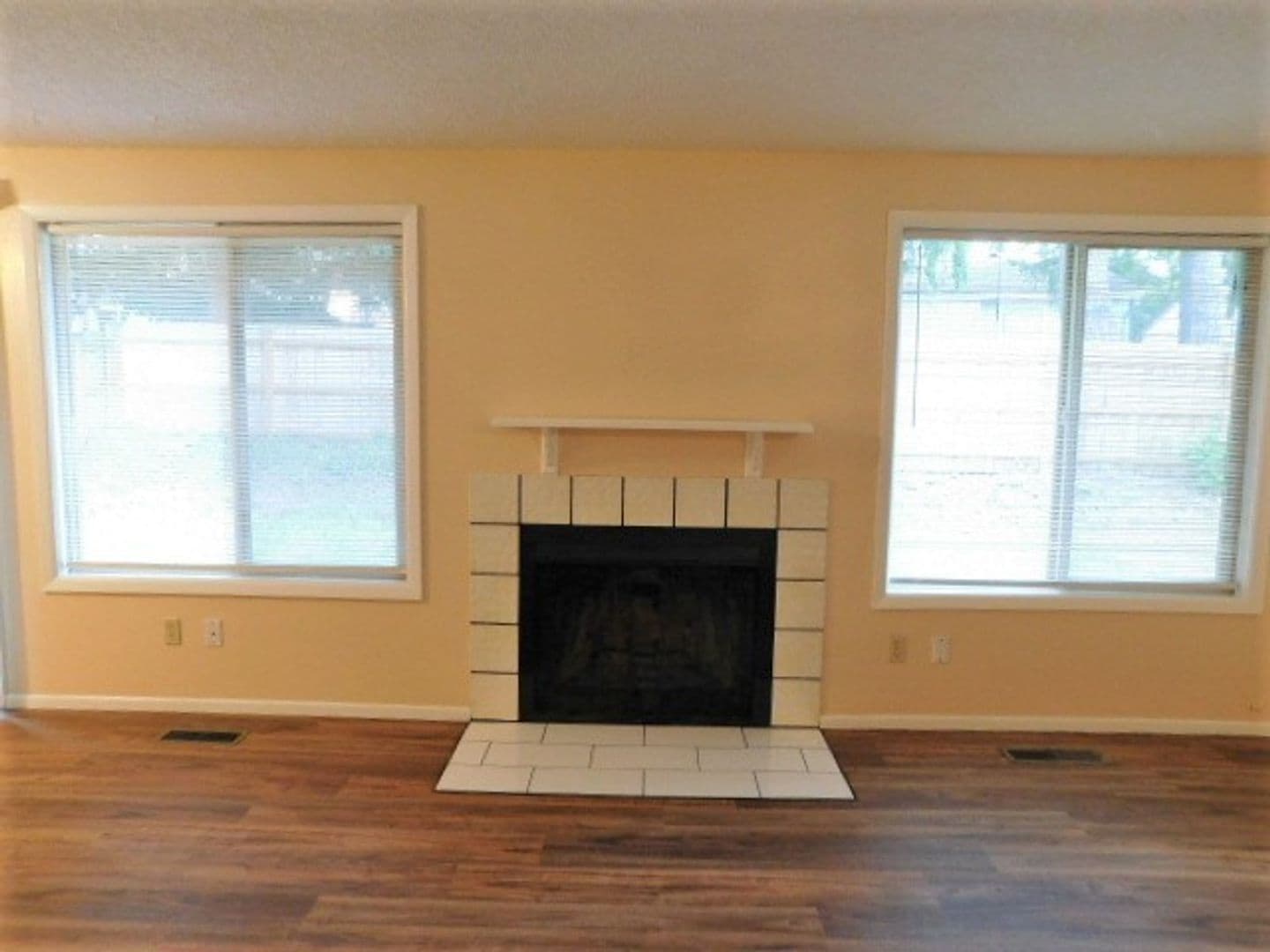 Salem House: 5127 Sprice Ct SE