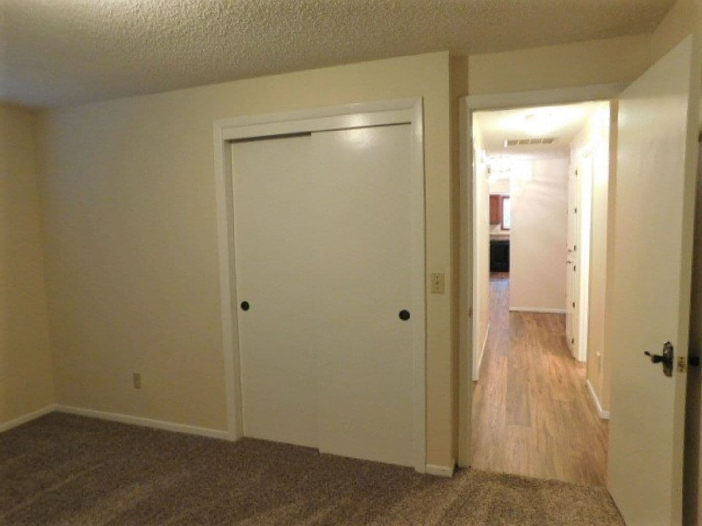 Salem House: 5127 Sprice Ct SE