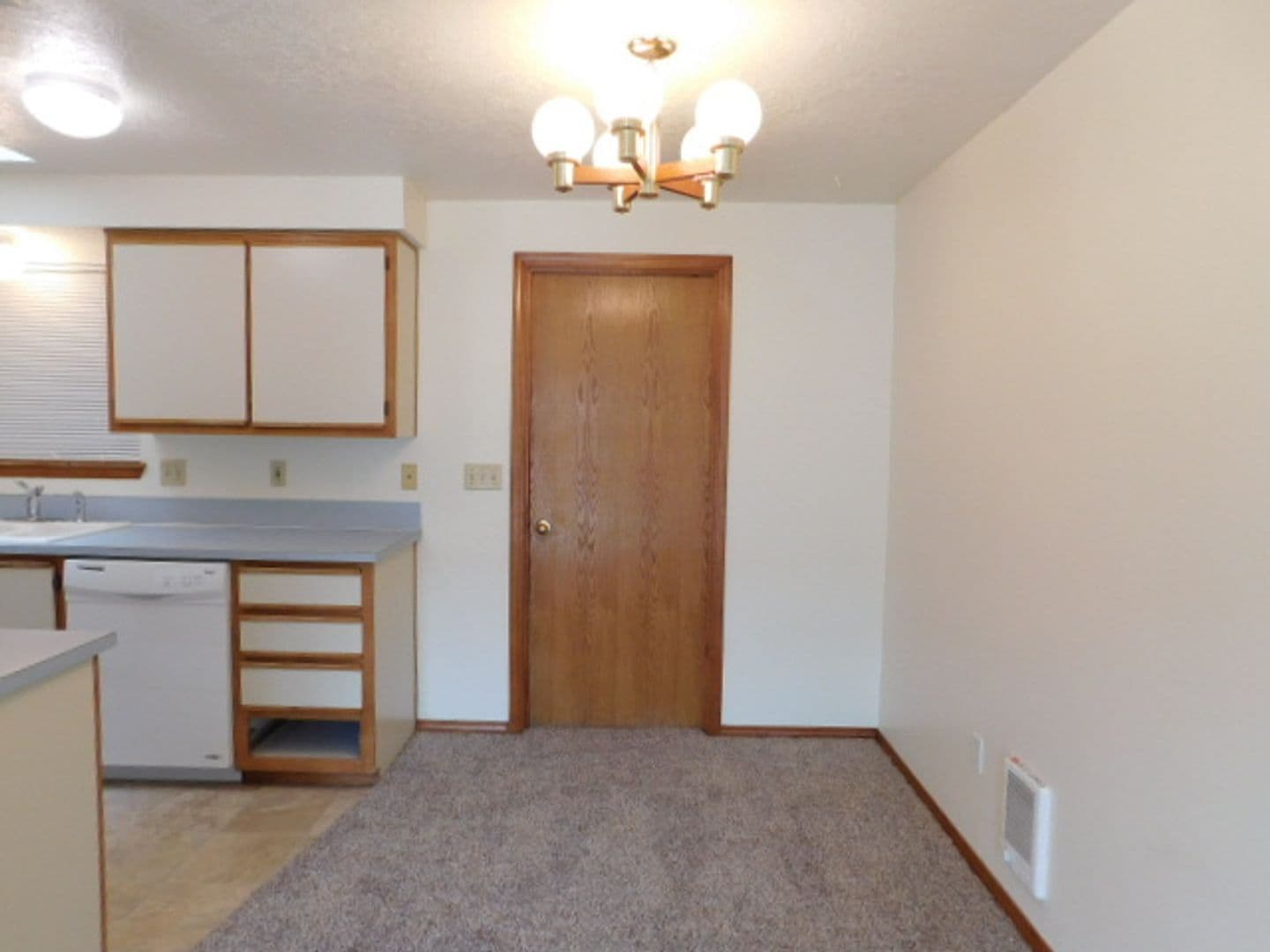 Stayton Apartment: 1520 & 1522 Jay Ct