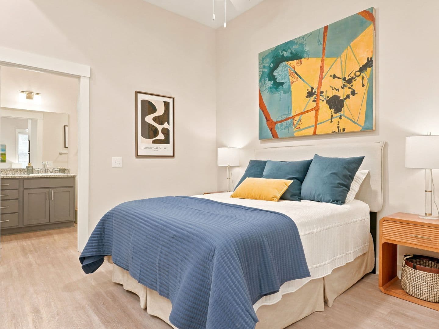 Macon Apartment: 462 Cherry Street