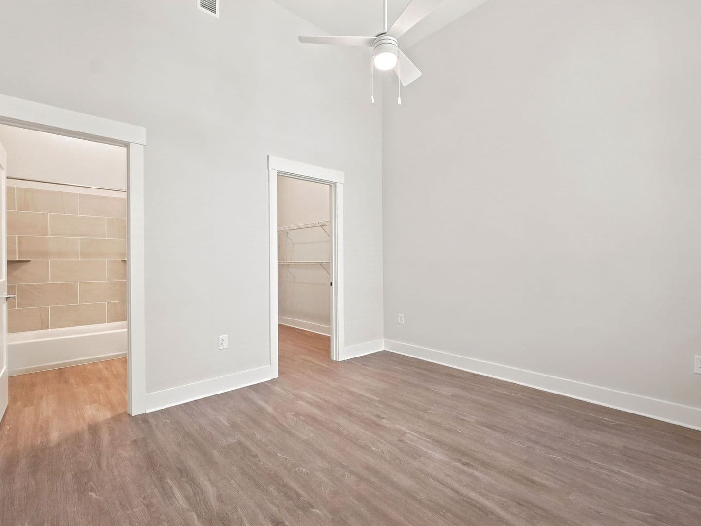 Macon Apartment: 462 Cherry Street