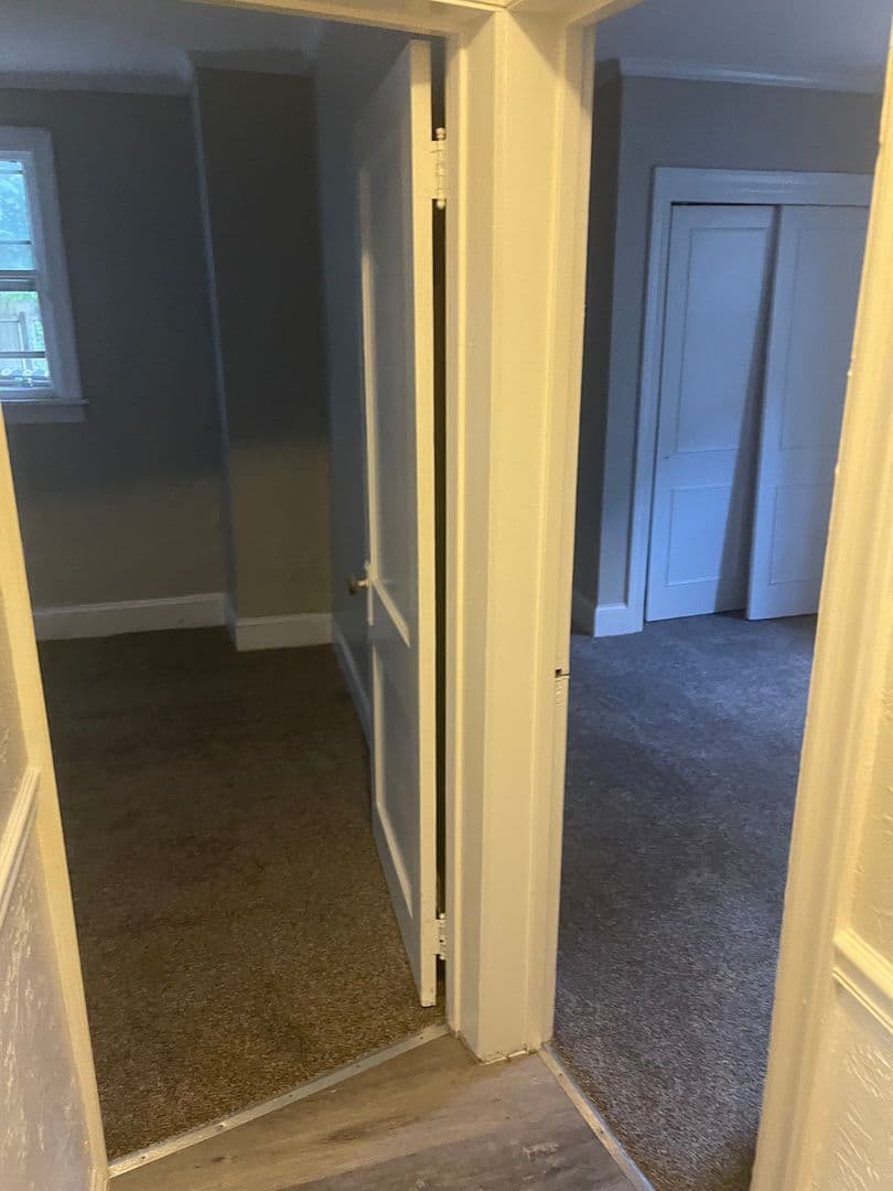 Carlisle Apartment: 132 S Hanover St