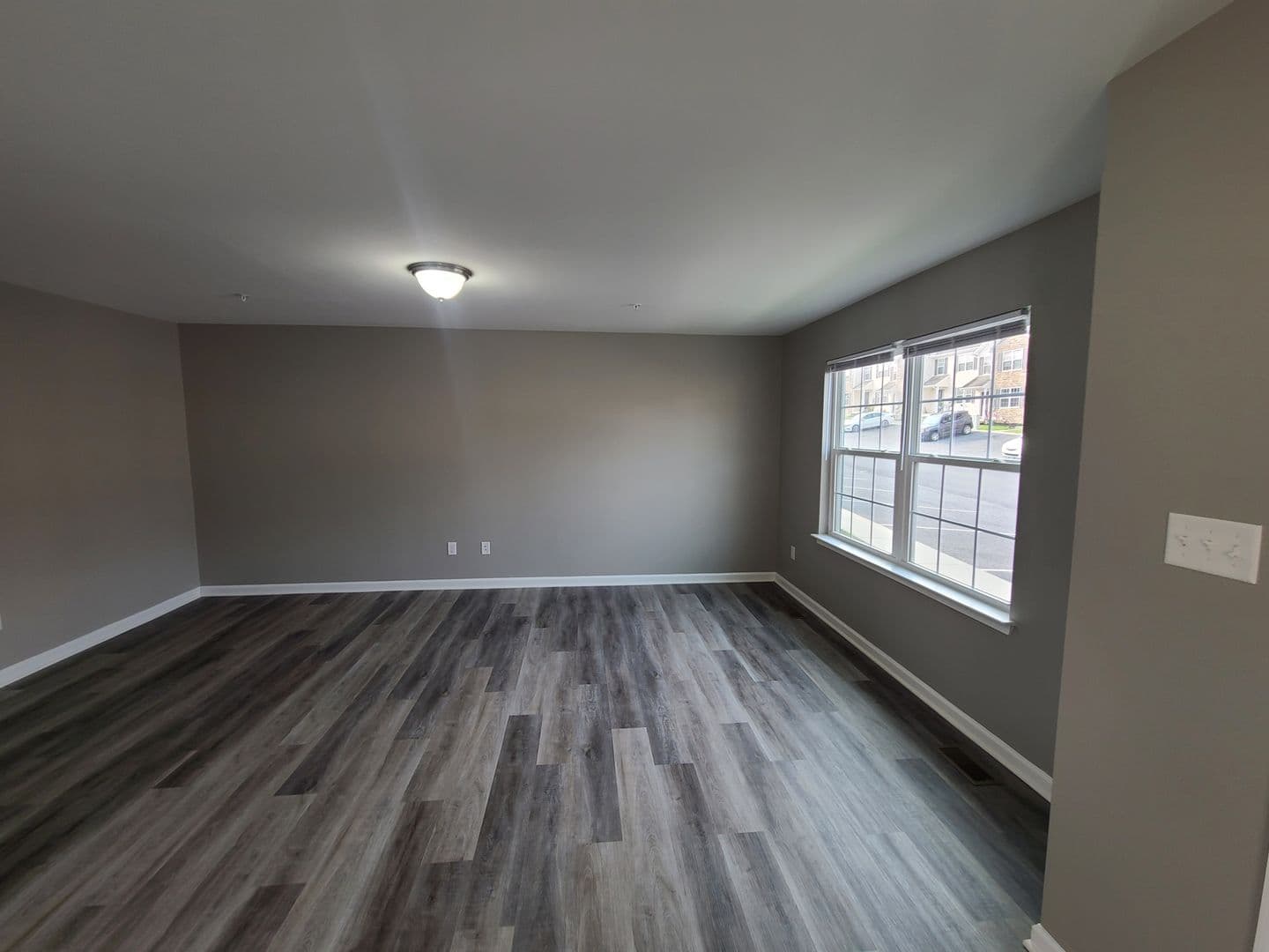 Waynesboro House: 393 Viewpoint Way