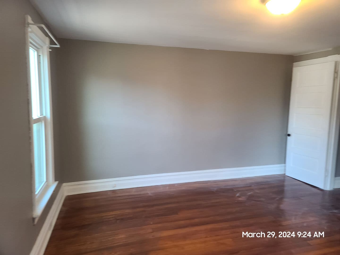 Waynesboro Apartment: 19 E North St