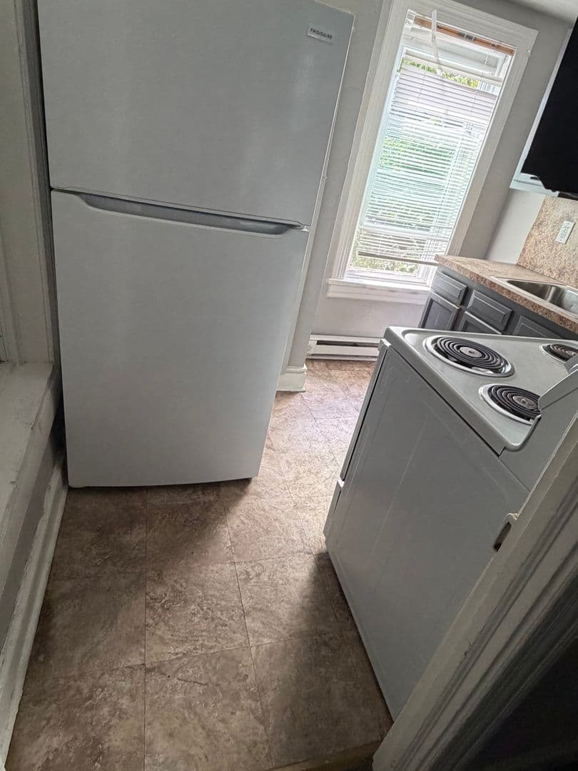 Harrisburg Apartment: 551 Radnor Street