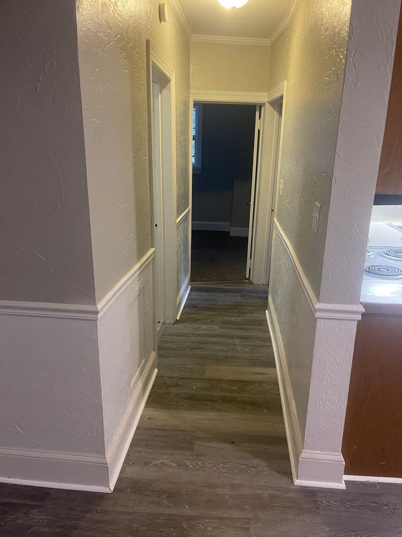 Carlisle Apartment: 132 S Hanover St
