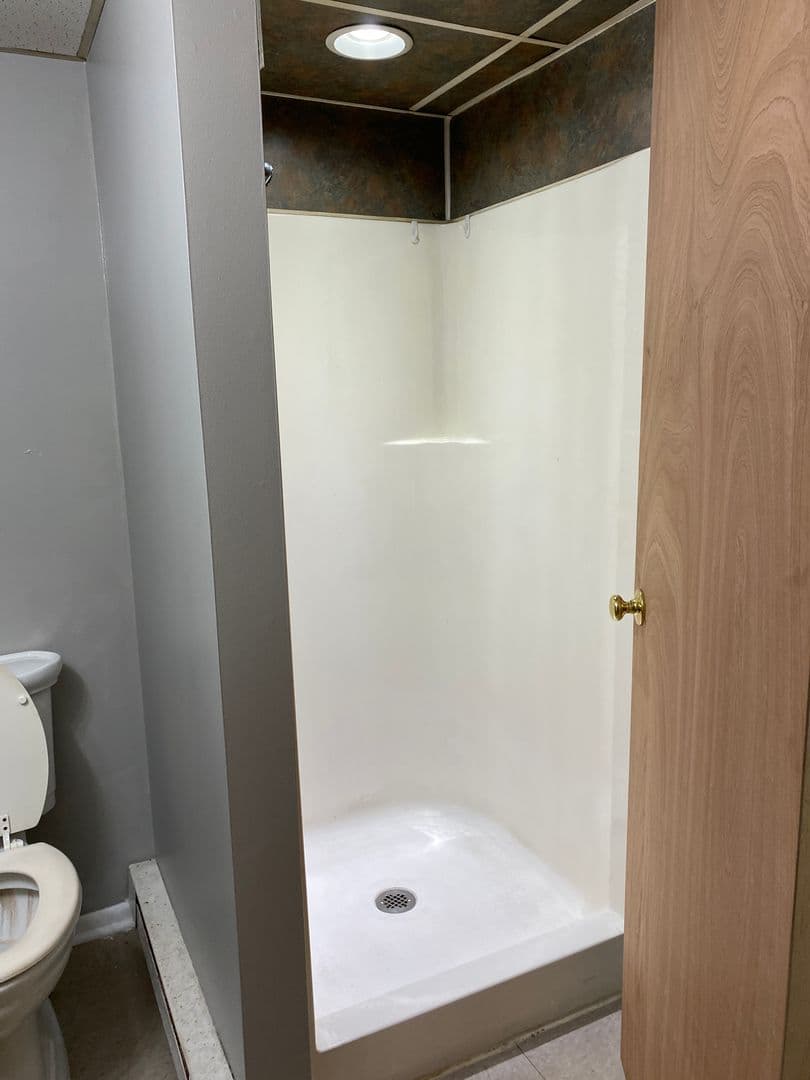 Chambersburg Apartment: 146 Kennedy St