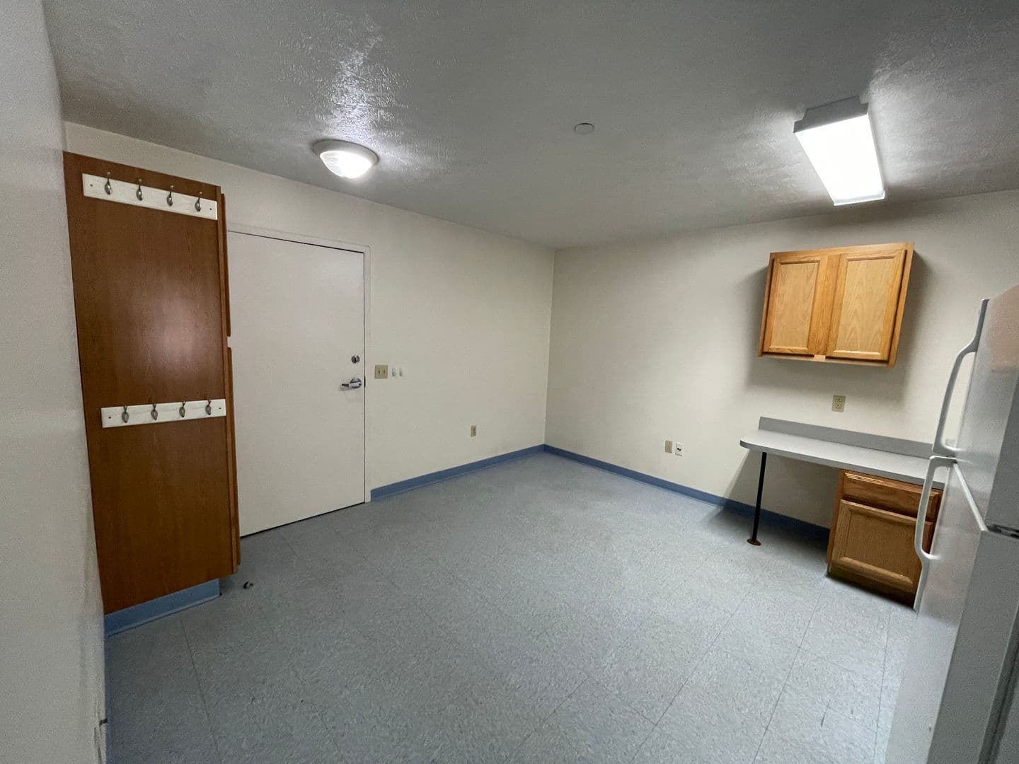 Slippery Rock Apartment: 877 New Castle Road