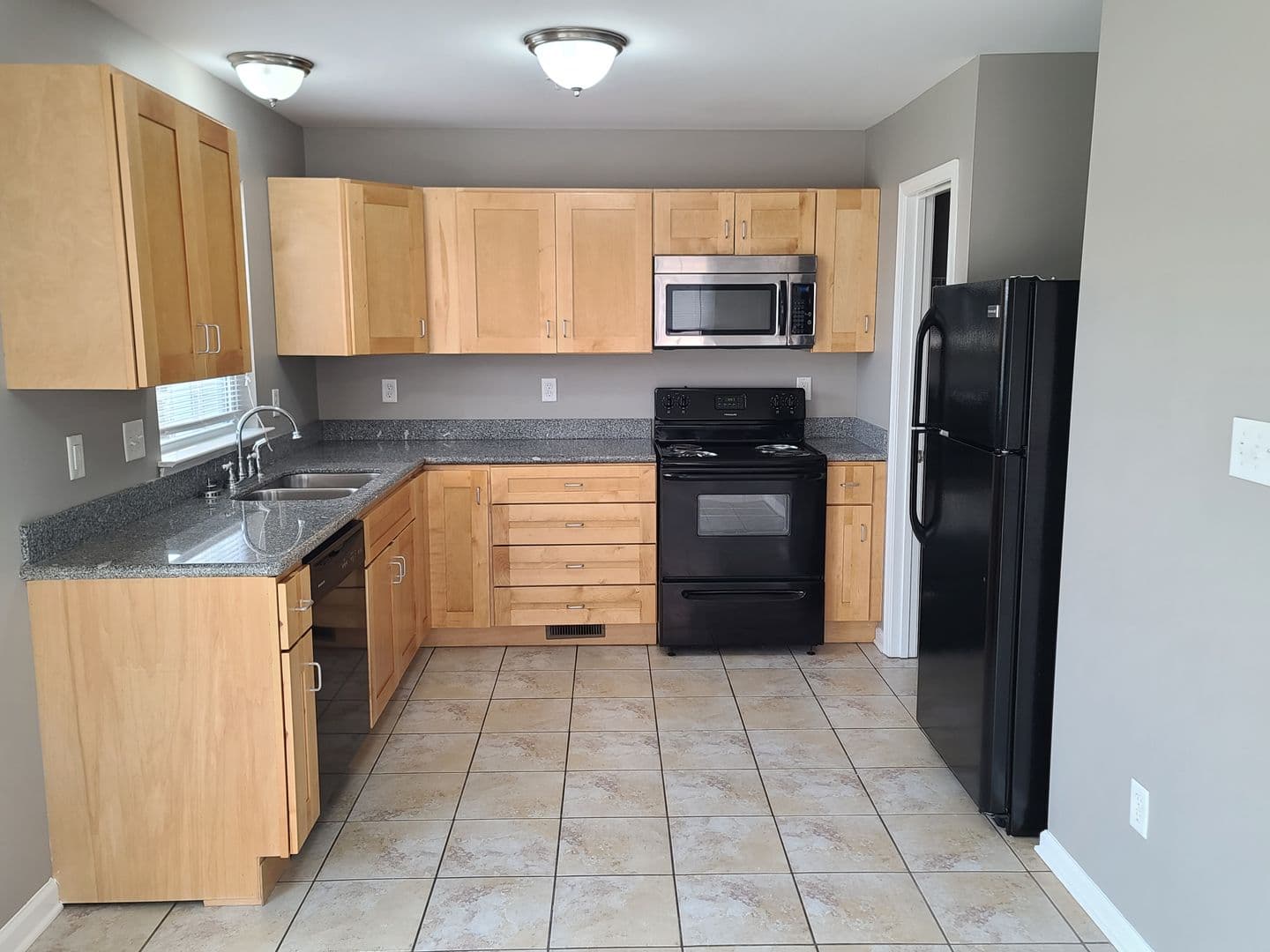Waynesboro House: 393 Viewpoint Way