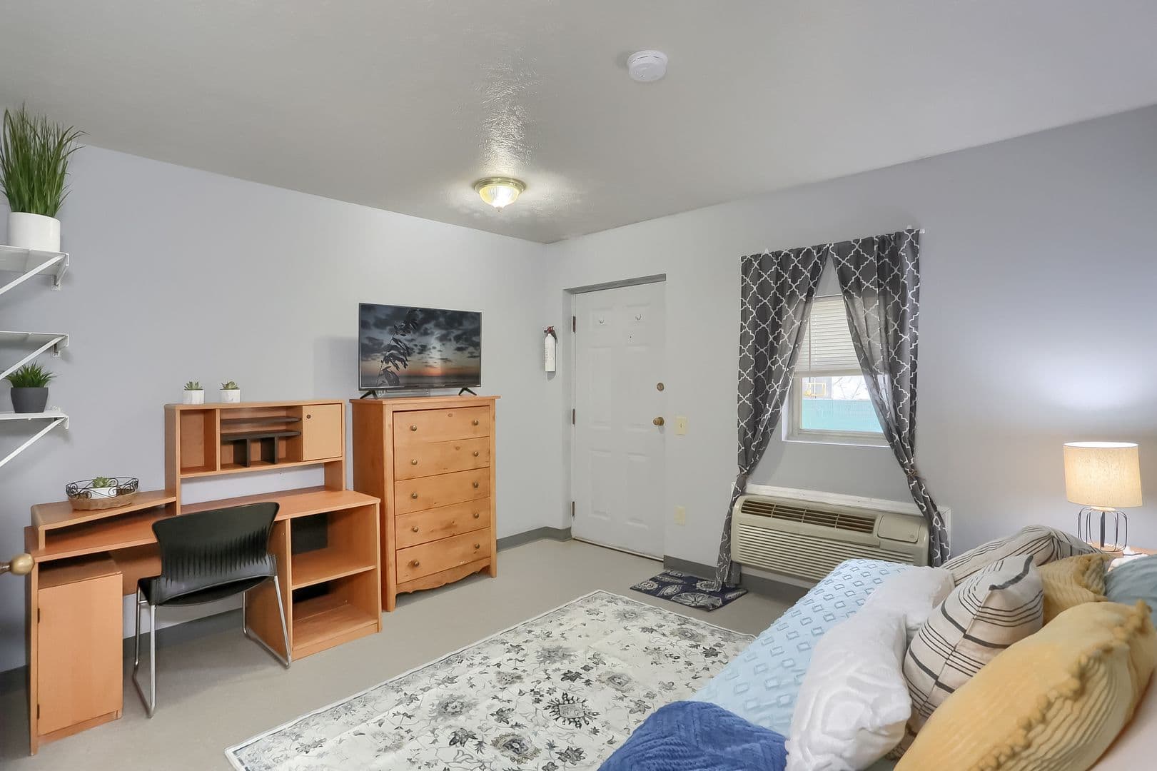 Slippery Rock House: 875 New Castle Road