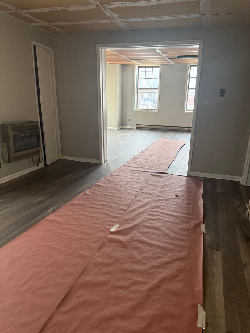 Carlisle Apartment: 130 N Hanover St