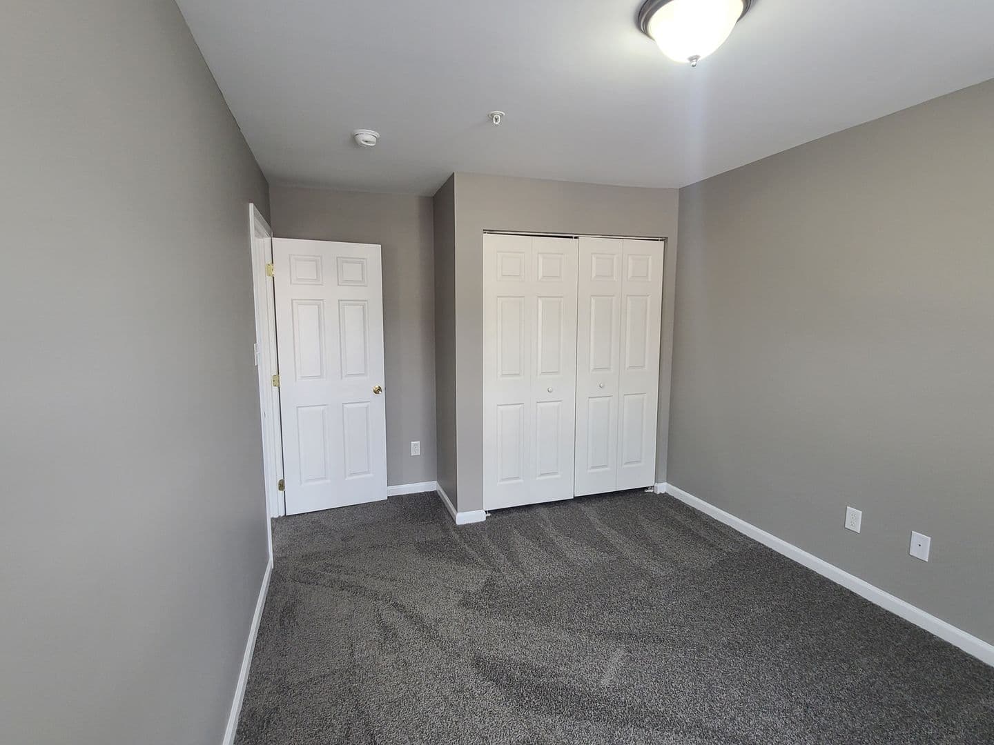 Waynesboro House: 393 Viewpoint Way