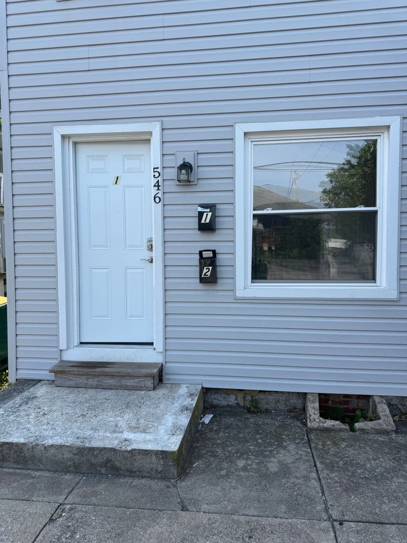 Chambersburg Apartment: 546 S Main Street