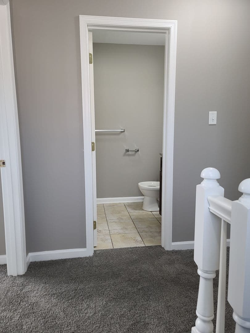 Waynesboro House: 393 Viewpoint Way