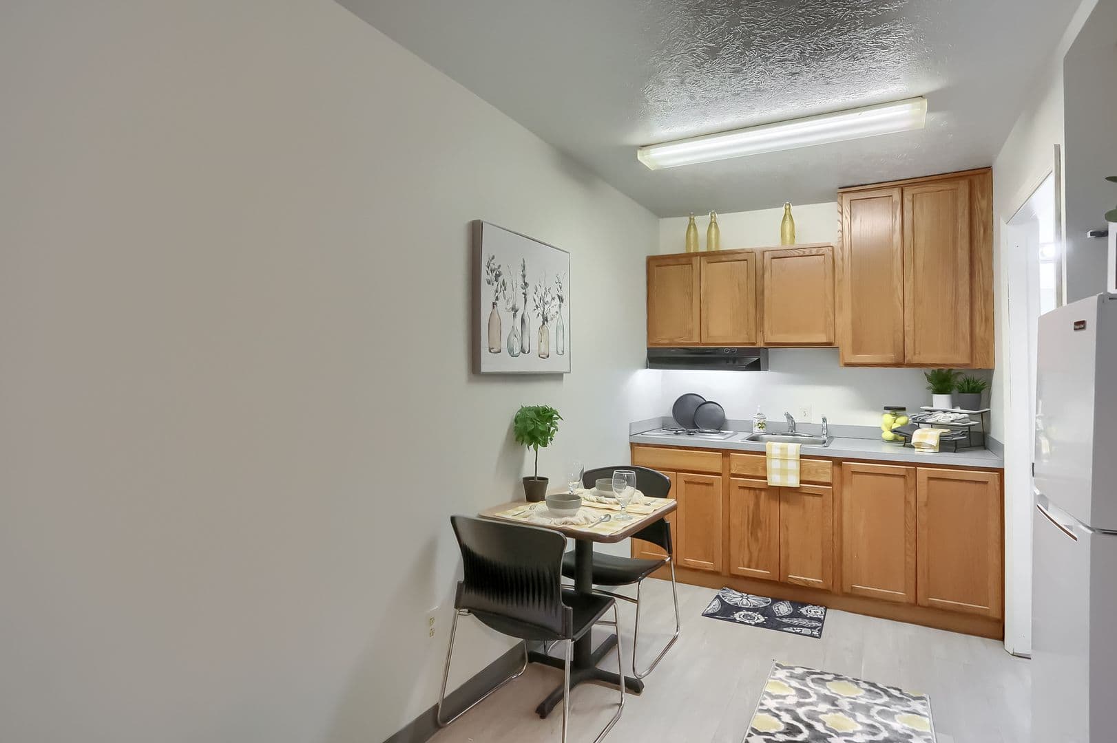 Slippery Rock Apartment: 877 New Castle Rd,