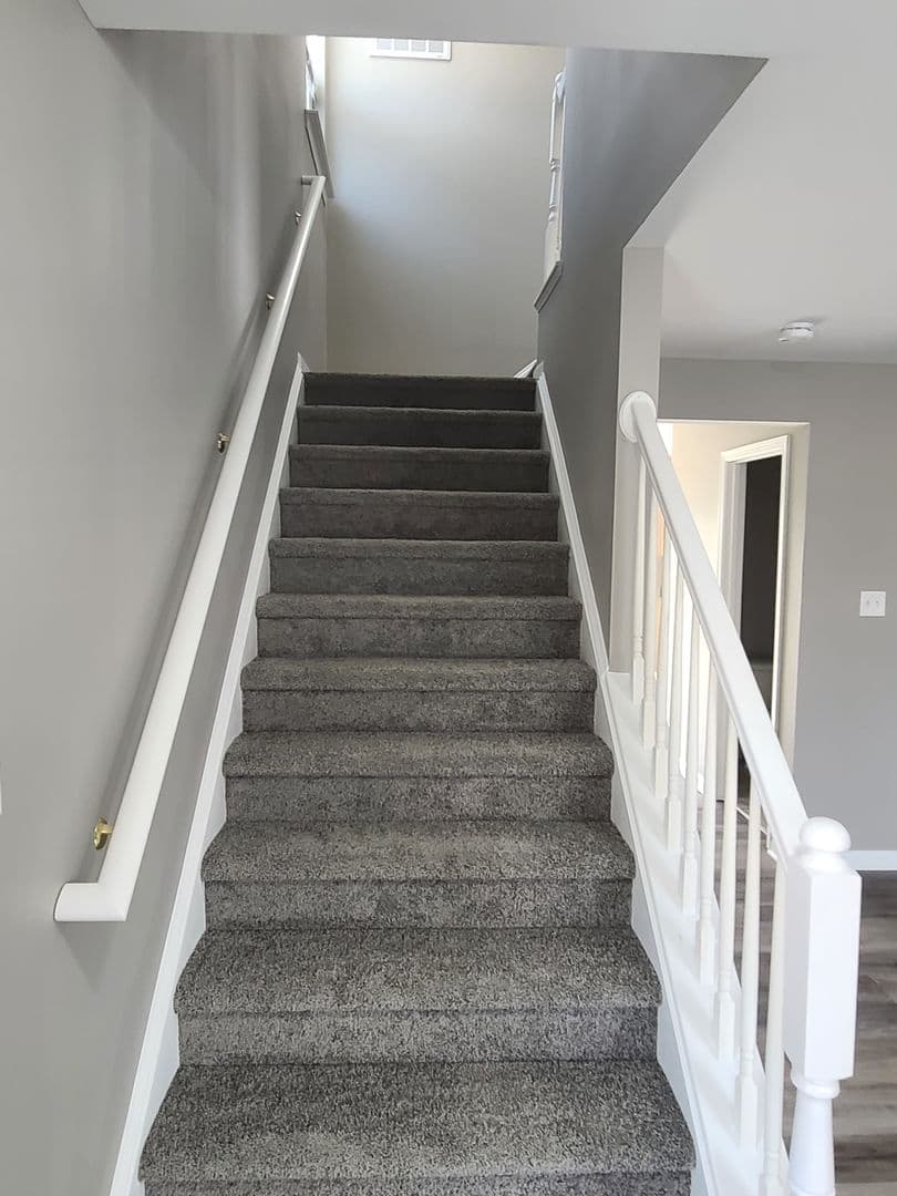 Waynesboro House: 393 Viewpoint Way