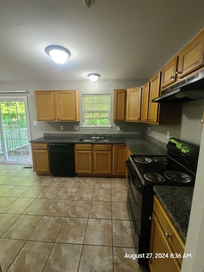 Waynesboro Townhome: 422 Viewpoint Way