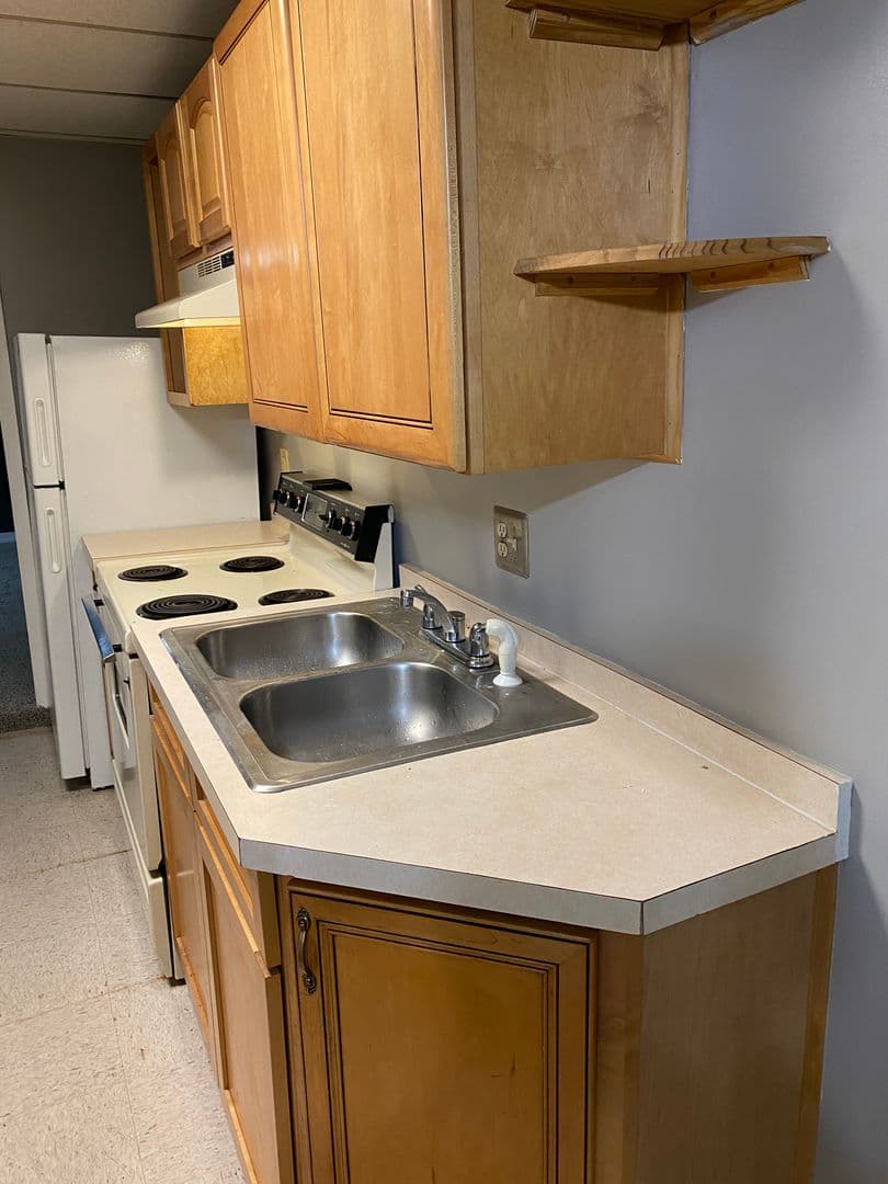 Chambersburg Apartment: 146 Kennedy St