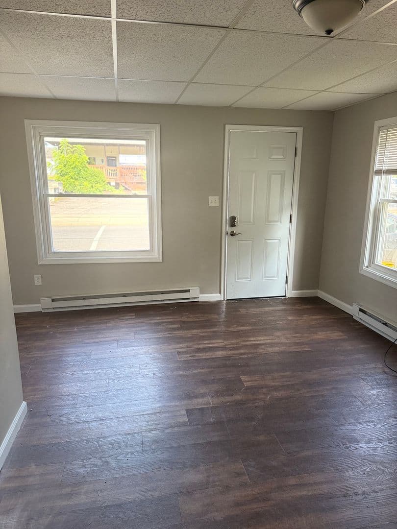 Chambersburg Apartment: 546 S Main Street