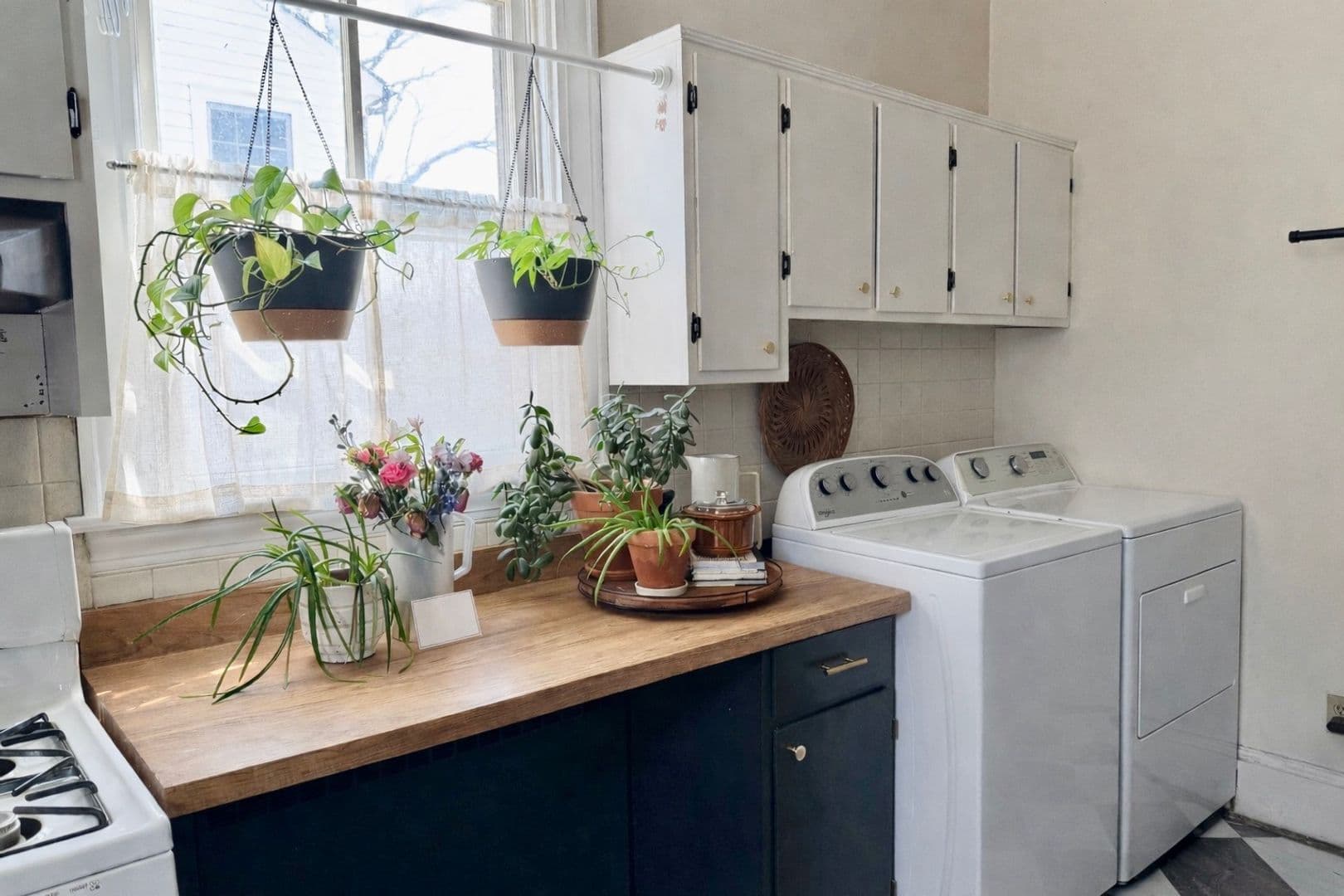 Charlottesville House: 1105 Little High Street
