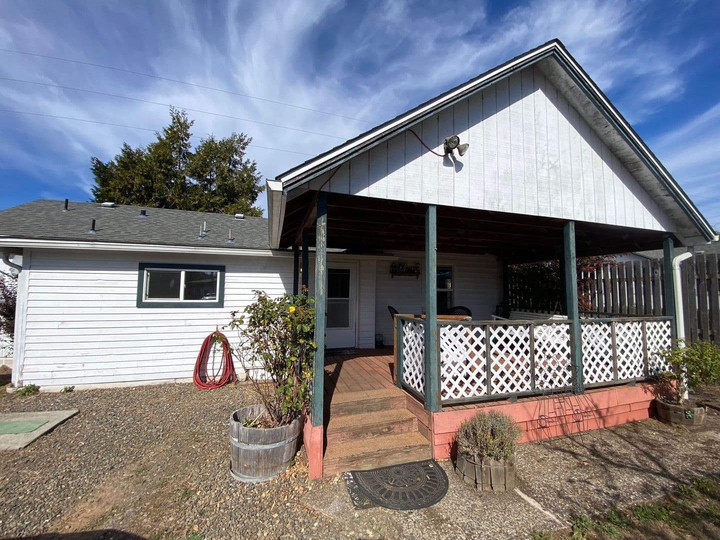 Sutherlin House: 3941 Nonpareil Rd