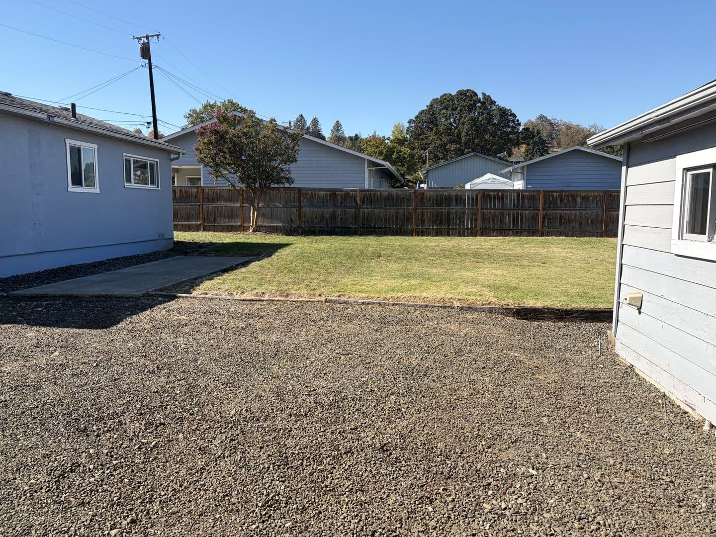Roseburg House: 1866 Linnell Ave