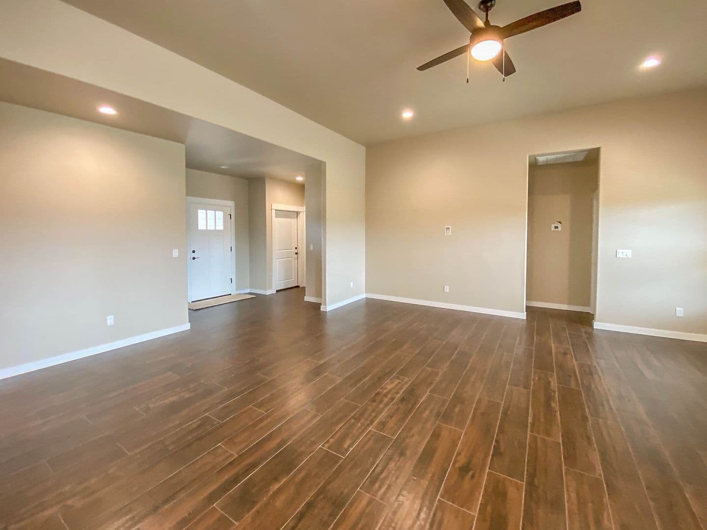 Sutherlin House: 909 Durham Ave