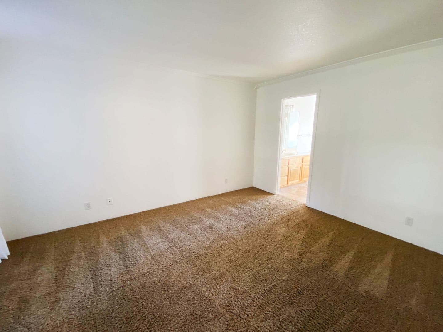 Roseburg House: 2315 NW Witherspoon Ave