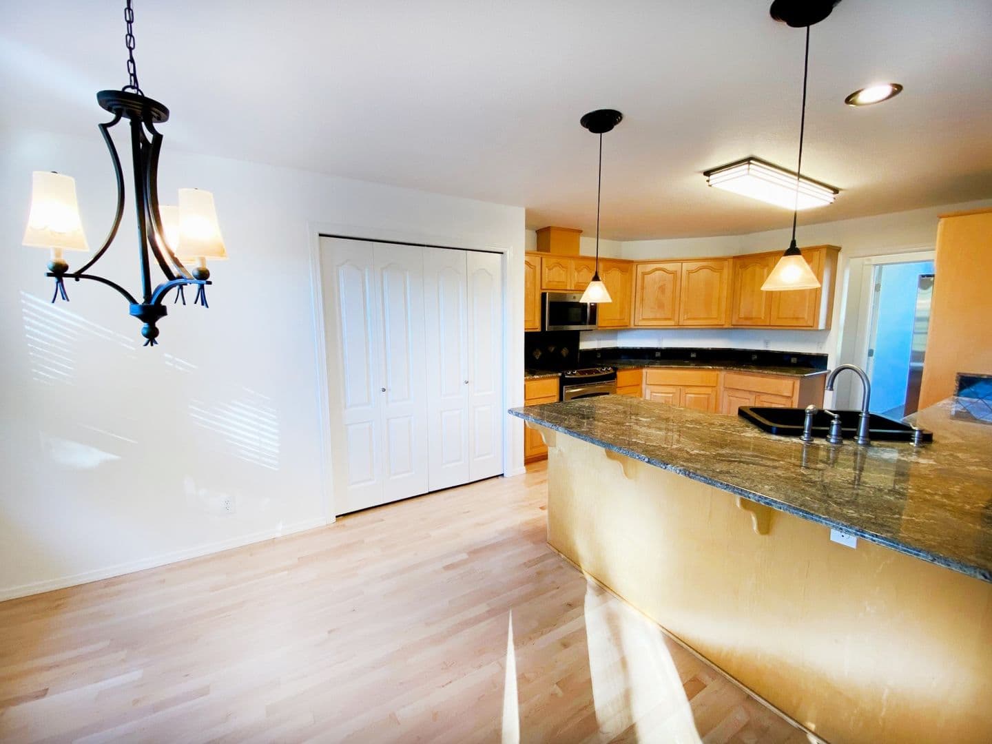 Roseburg House: 2315 NW Witherspoon Ave