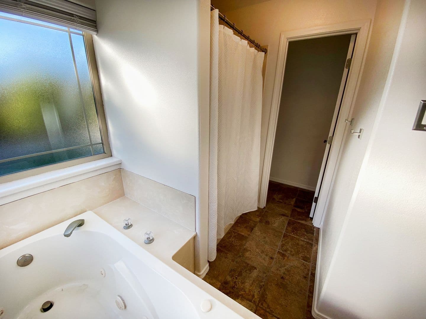 Roseburg House: 2315 NW Witherspoon Ave