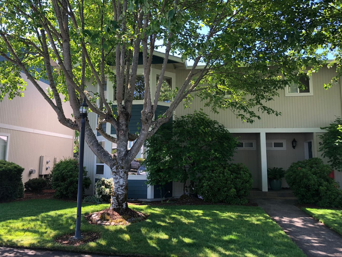 Roseburg House: 172 NE Rifle Range St Apt #10