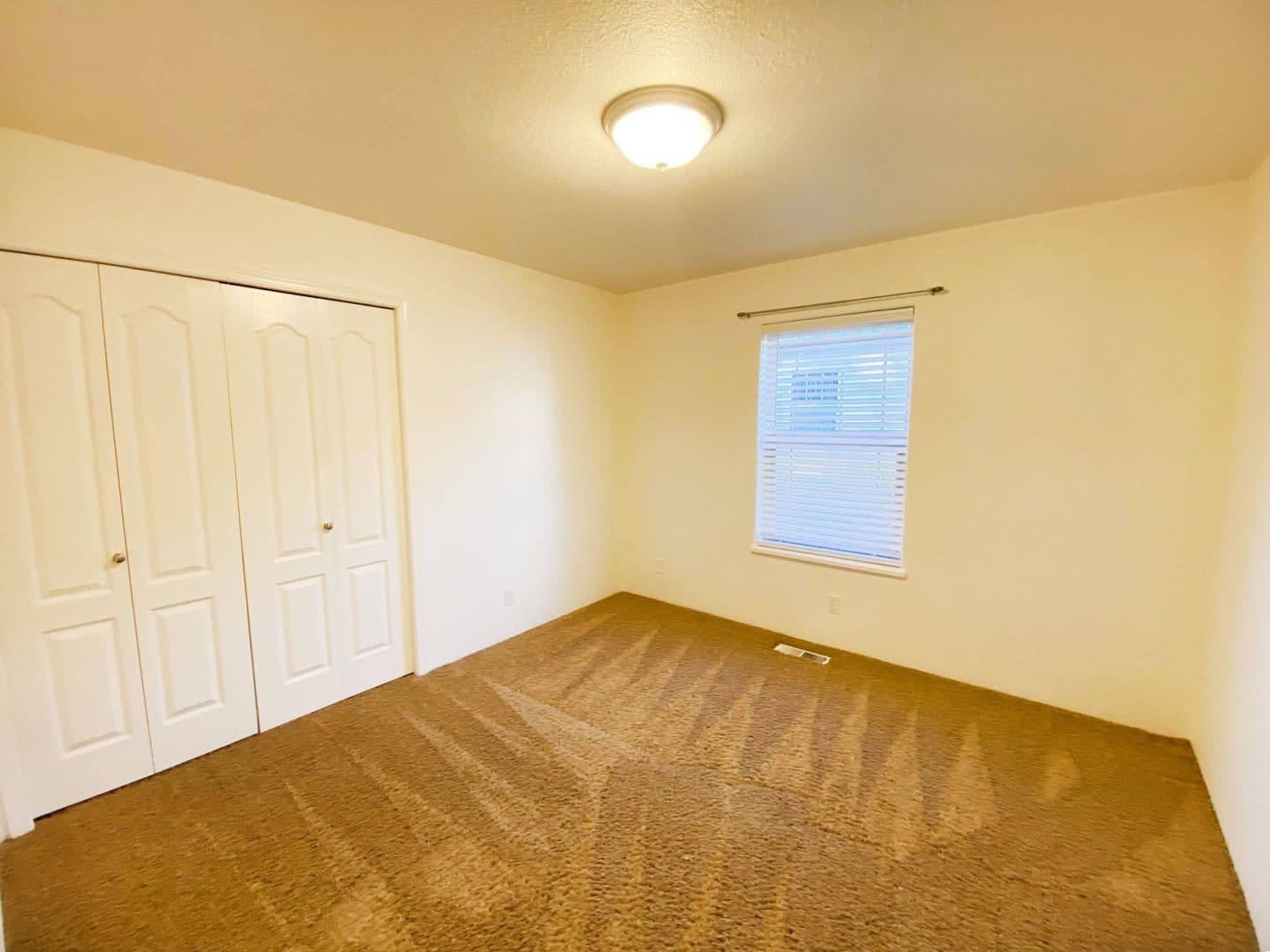 Roseburg House: 2315 NW Witherspoon Ave