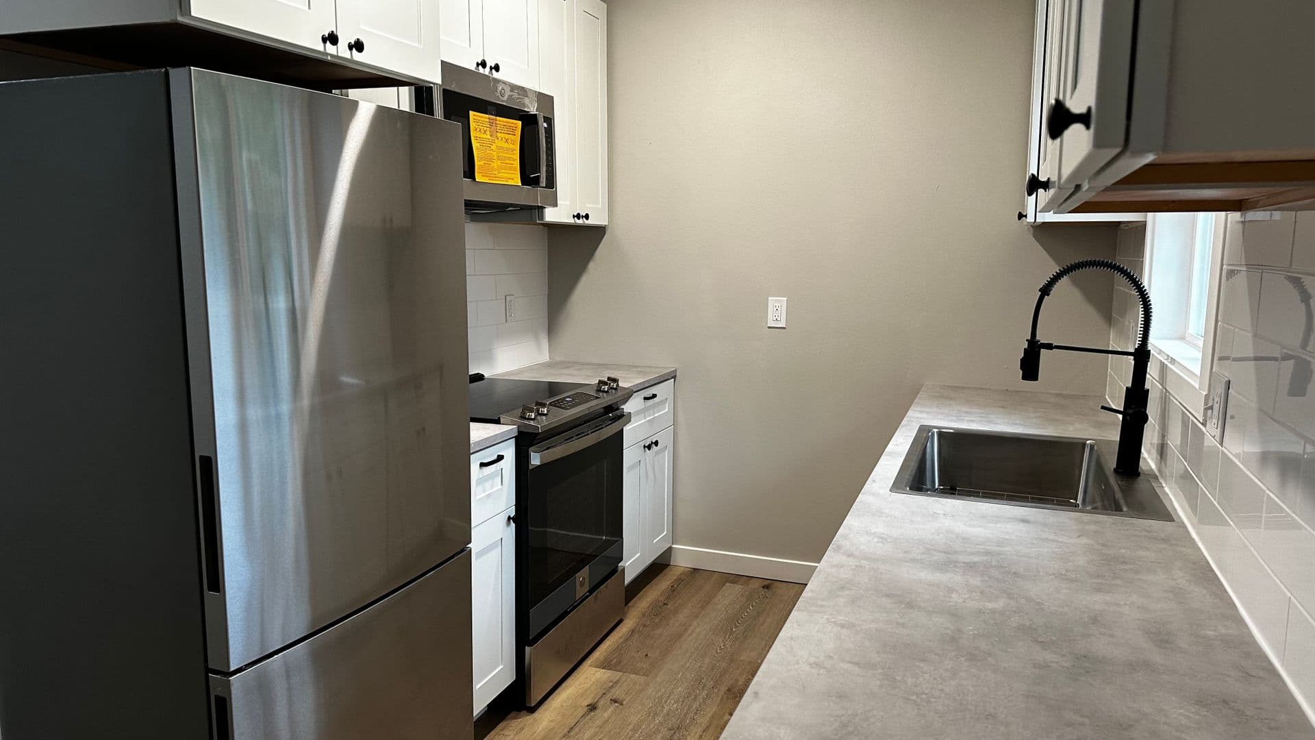Riddle Apartment: Glenbrook Loop Rd & Hanna View Lane