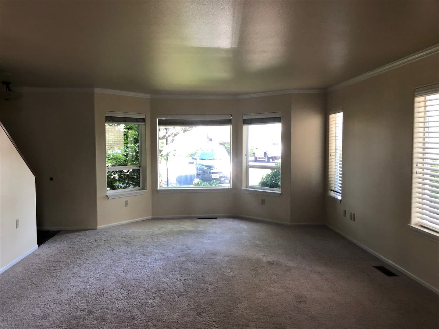 Roseburg House: 172 NE Rifle Range St Apt #10
