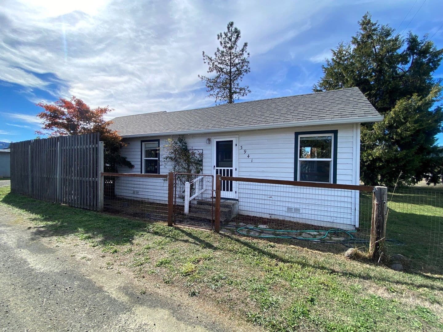 Sutherlin House: 3941 Nonpareil Rd