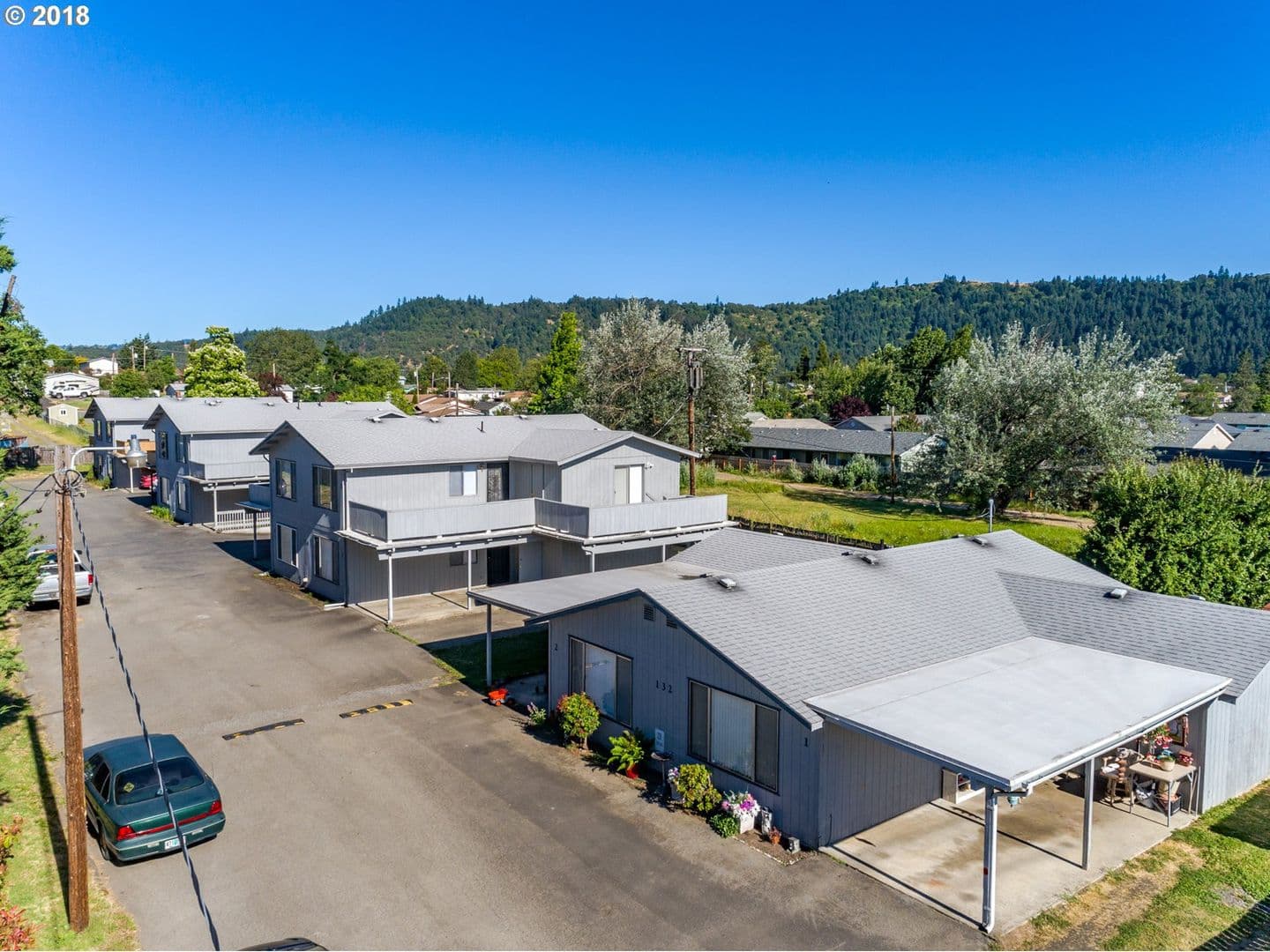 Winston Apartment: Gregory Terrace Apartments